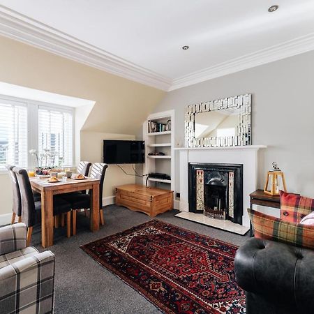 Luxury Inverness Central Apartment Private Parking Екстер'єр фото