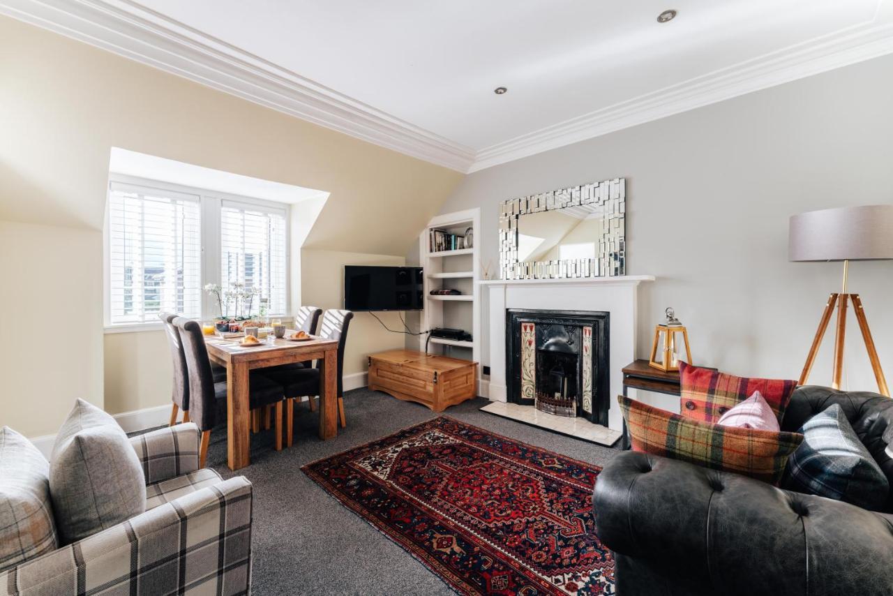Luxury Inverness Central Apartment Private Parking Екстер'єр фото