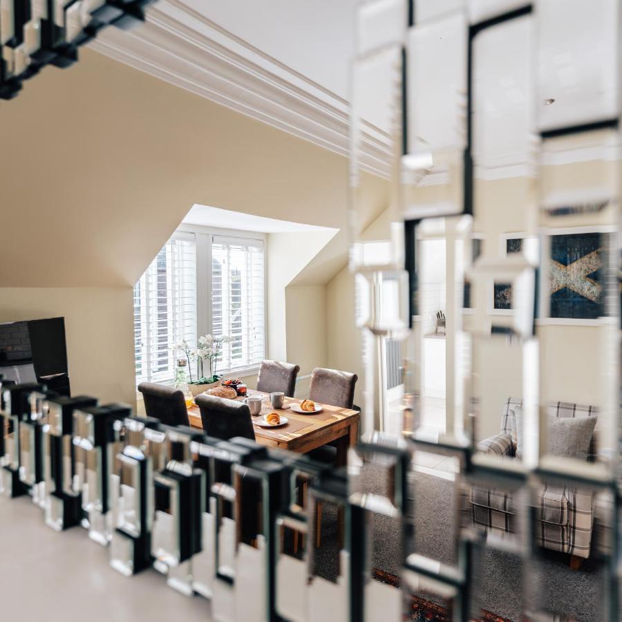 Luxury Inverness Central Apartment Private Parking Екстер'єр фото