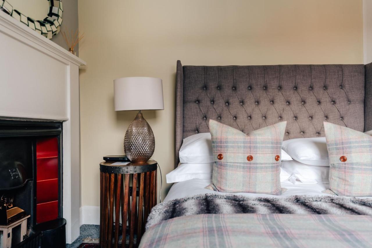 Luxury Inverness Central Apartment Private Parking Екстер'єр фото